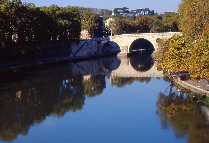 1-Ponte Sisto,3 novembre 2007.jpg